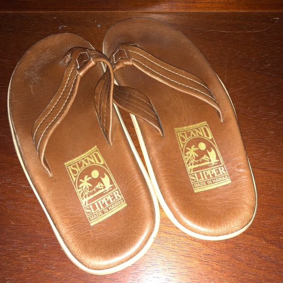 Island Slipper Men’s Leather Flip Flops - Picture 3 of 5